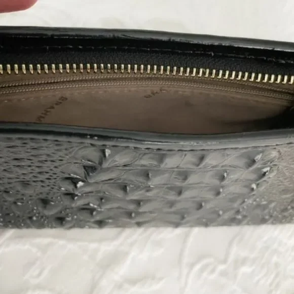 NWOT Brahmin Black Crocodile Shiny Leather Shoulder Bag - Picture 5 of 12